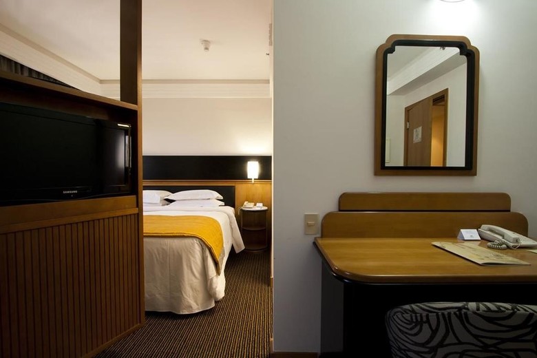 Hotel Estanplaza International