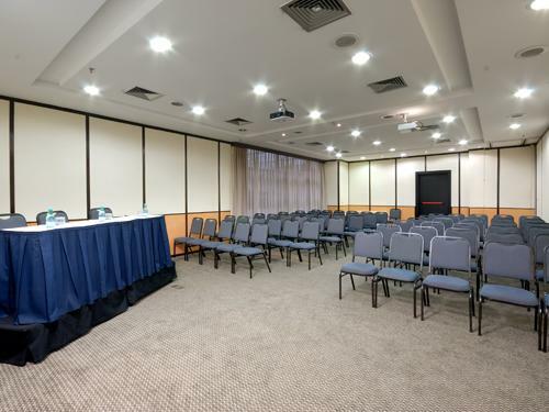 Hotel Golden Tulip Park Plaza