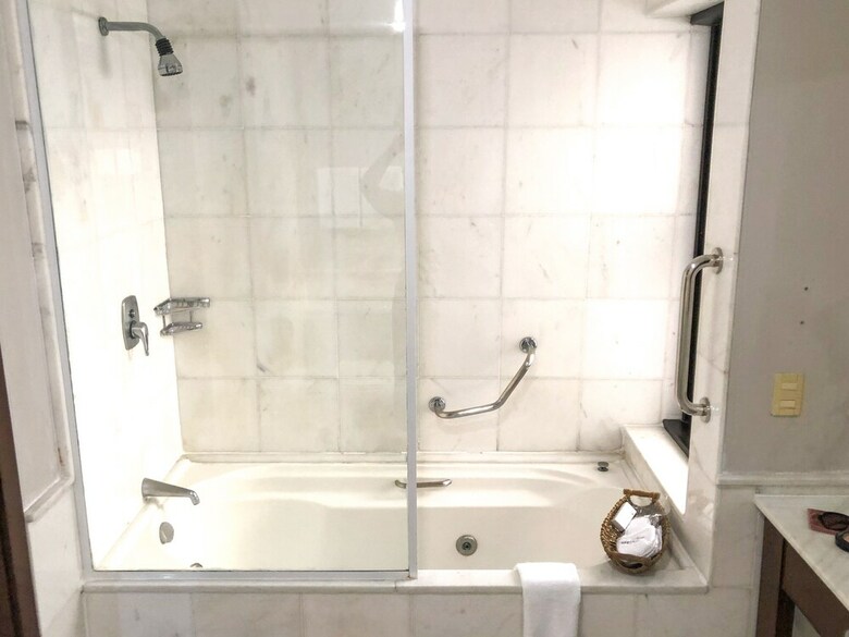 Grand Plaza Hotel
