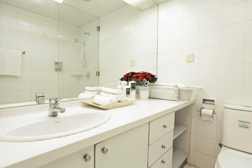 Yuan Jia International Apartment