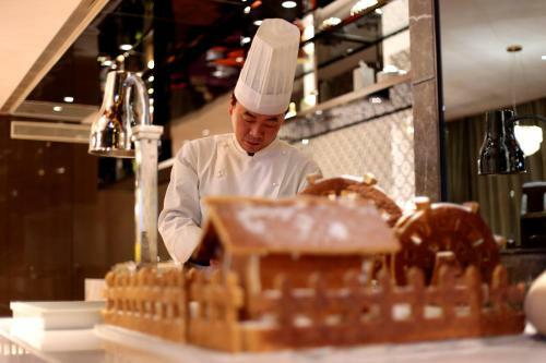 Beijing Mingyoun Central Hotel