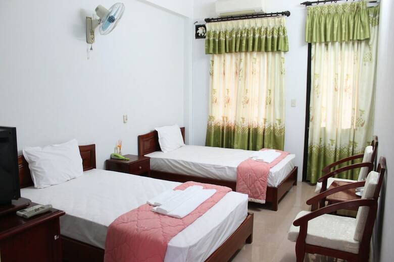 Hotel Ngoi Nha Xanh