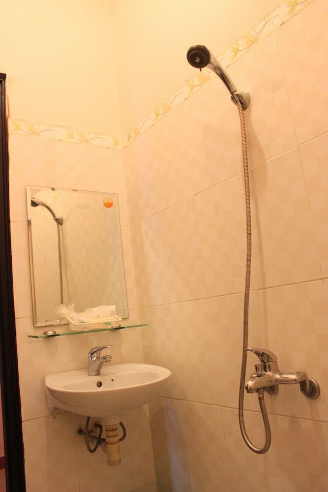 Hotel Ngoi Nha Xanh