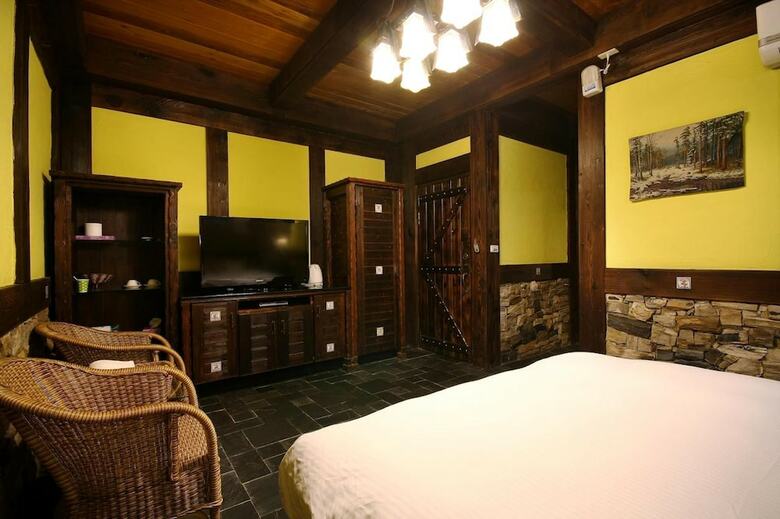 Bed & Breakfast Provence Rose Lodge In Ching Jing