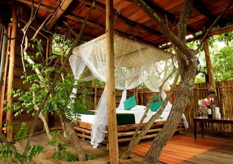Cabana Saraii Village