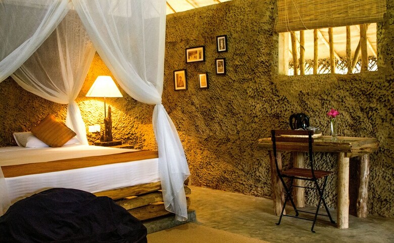 Cabana Saraii Village