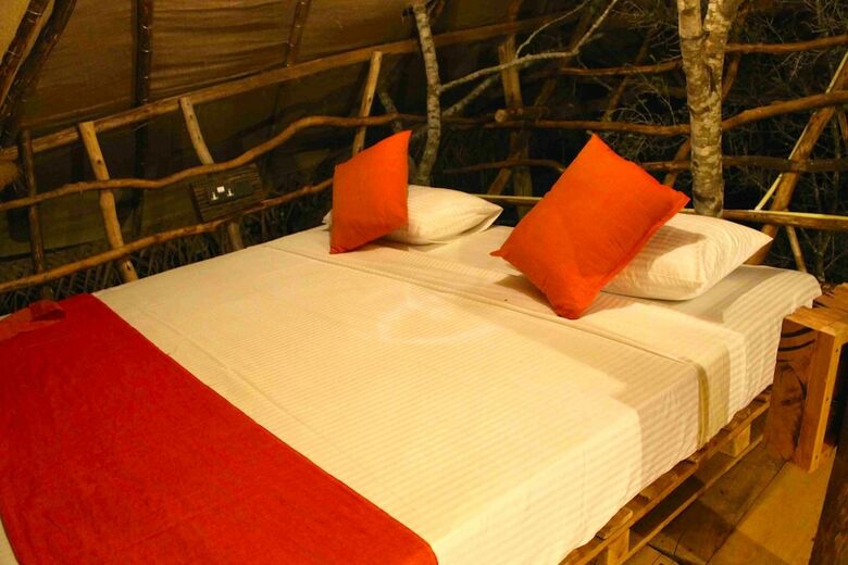Cabana Saraii Village
