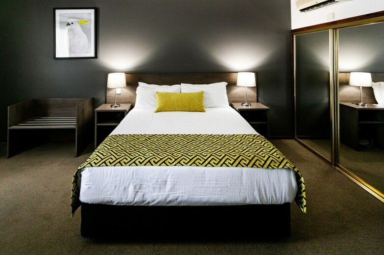Motel Best Western Plus Ambassador Orange