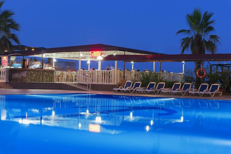 Hotel Sailor's Beach Club - All Inclusive