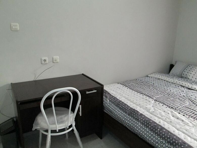 Hotel Elenor's Home