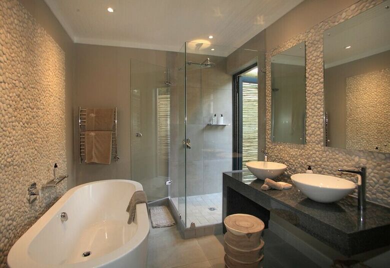 Hotel Scallop Guest Lodge