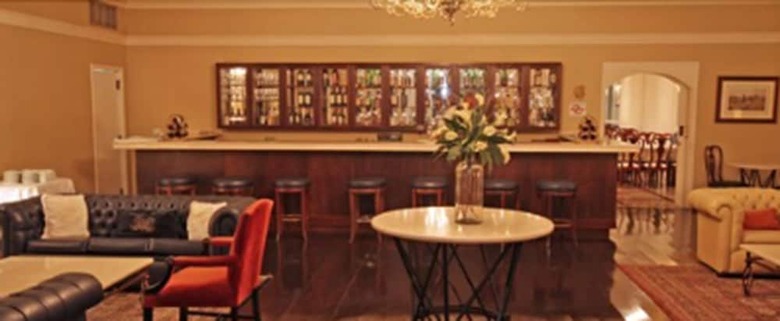 San Raphael Country Hotel
