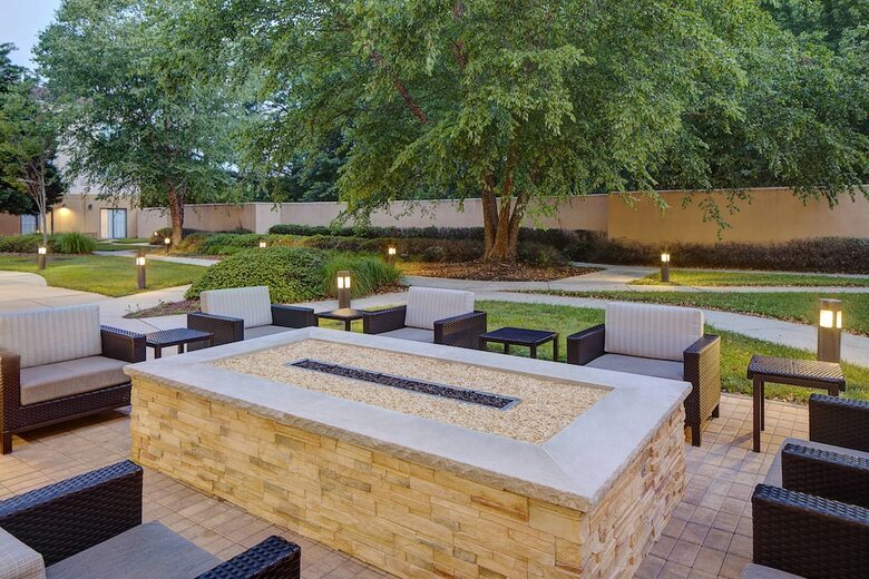 Hotel Courtyard By Marriott Richmond Airport