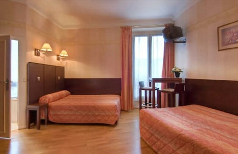 Hotel H�tel Au Royal Cardinal