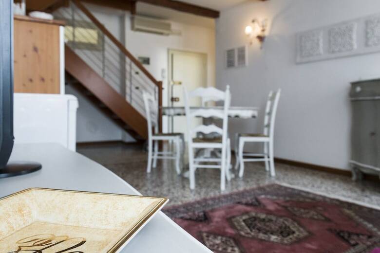 Accademia Charm Apartments