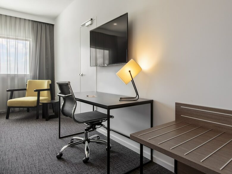 Hotel Mercure Sunshine Coast Kawana Waters