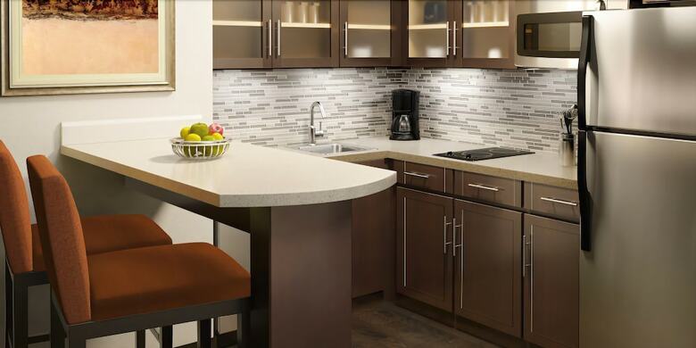 Hotel Staybridge Suites Dearborn Mi