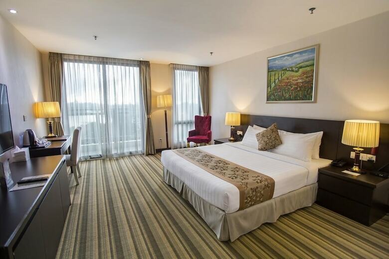 Esperado Lake View Hotel