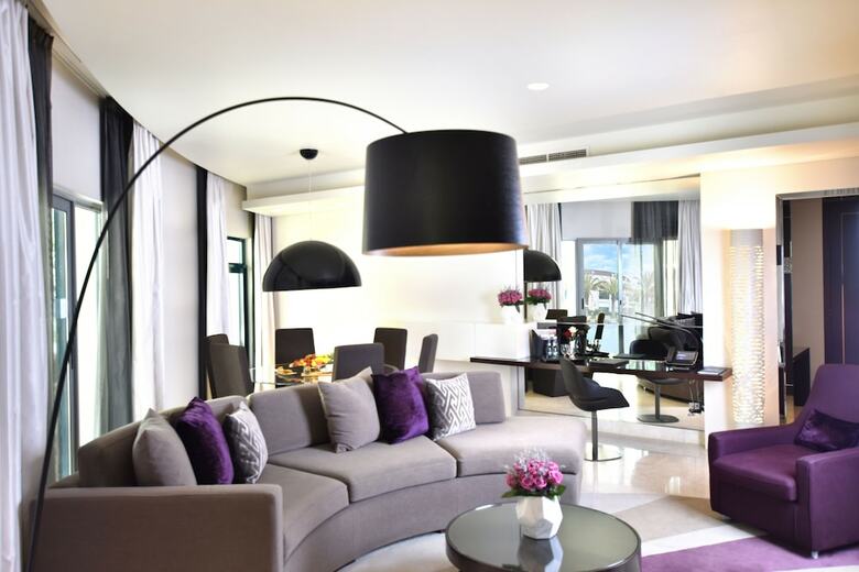 Hotel Al Ain Rotana