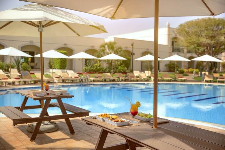 Hotel Al Ain Rotana