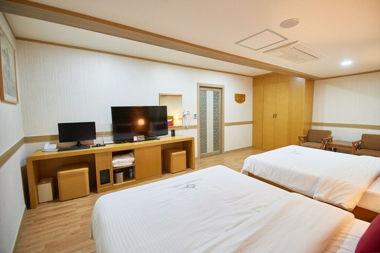 Shin Shin Hotel