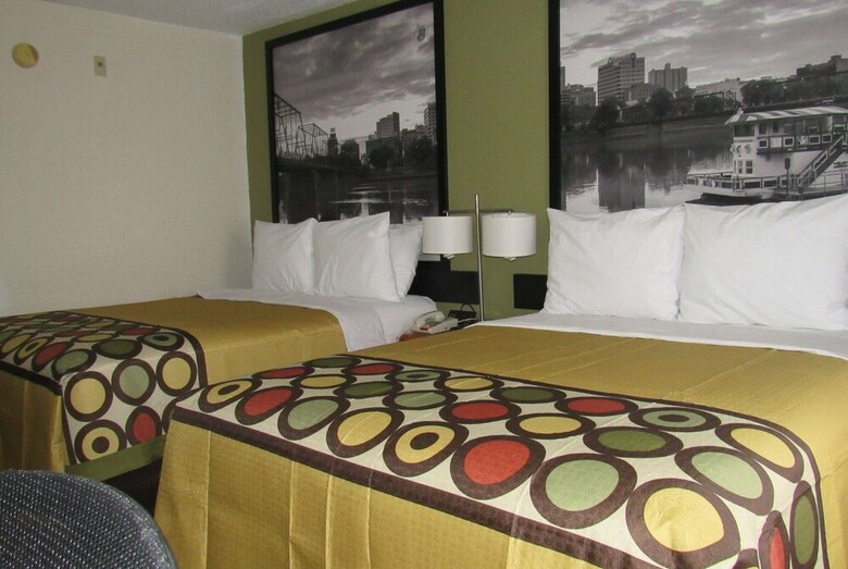 Hotel Super 8 By Wyndham New Cumberland
