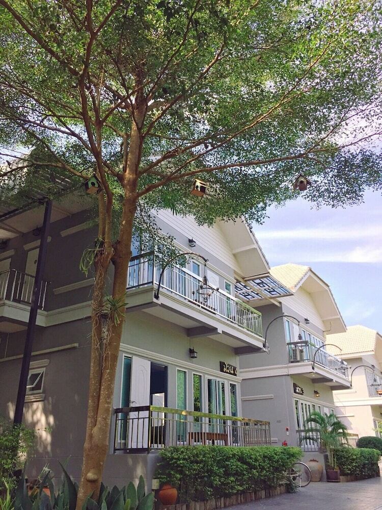 Hotel Muaan Resort