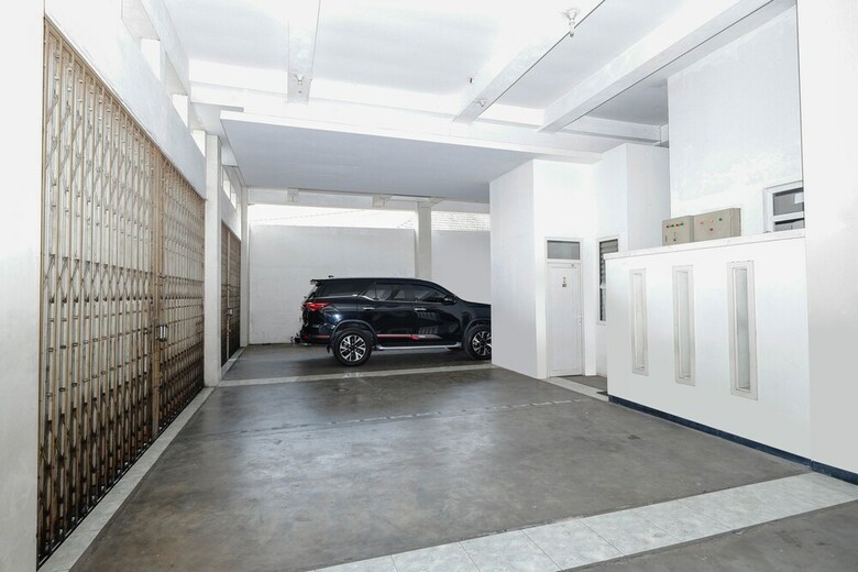 Hotel Oyo 1451 Arya Graha