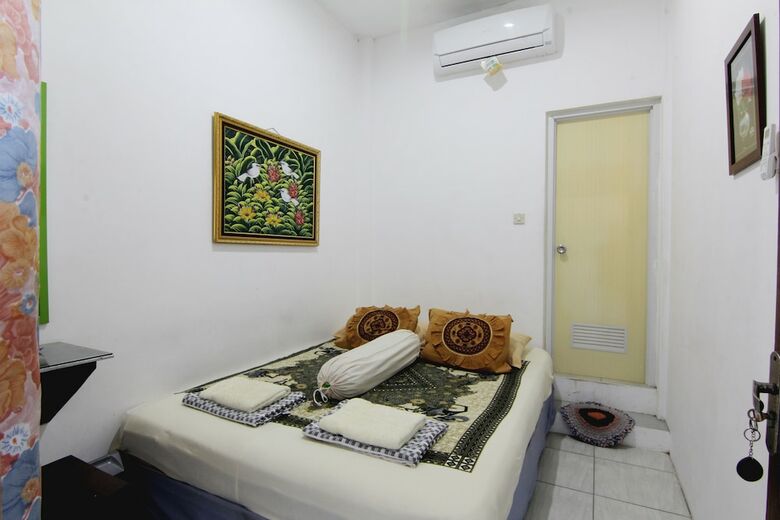 Hotel Tiga Dua Homestay