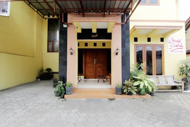 Hotel Omahe Simbah Guesthouse