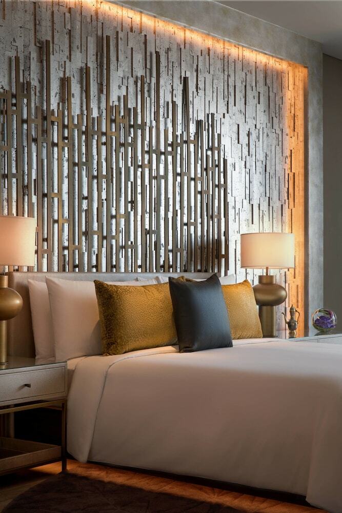 Renaissance Downtown Hotel, Dubai