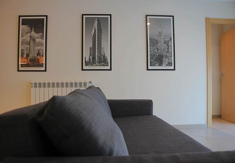 Apartamentos Vitivola Prat Condal 4-6 4t 2a