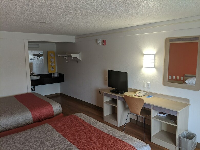 Motel Rodeway Inn