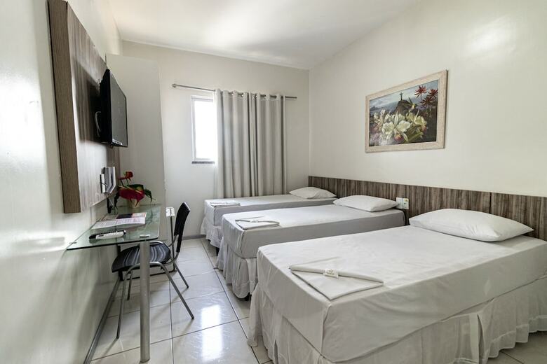 Hotel Aeroporto Montese Star