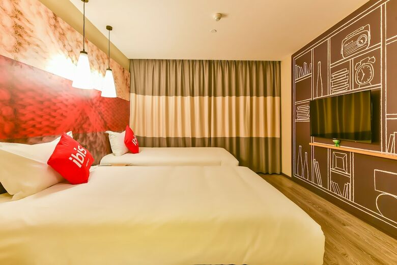 Ibis Guilin Railway Station Hotel