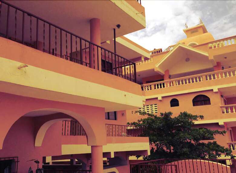 La Colline Hotel