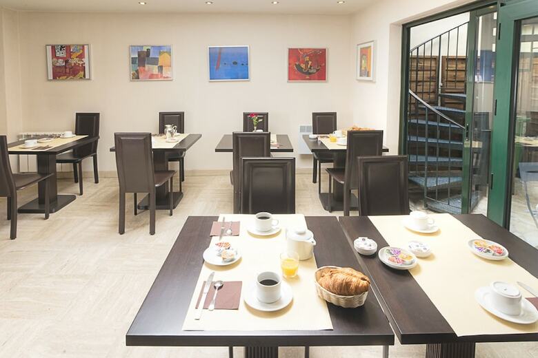 Hotel H�tel Pierre Nicole