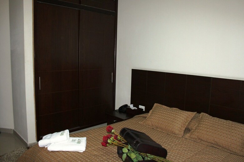Apartamentos Garden City Residence