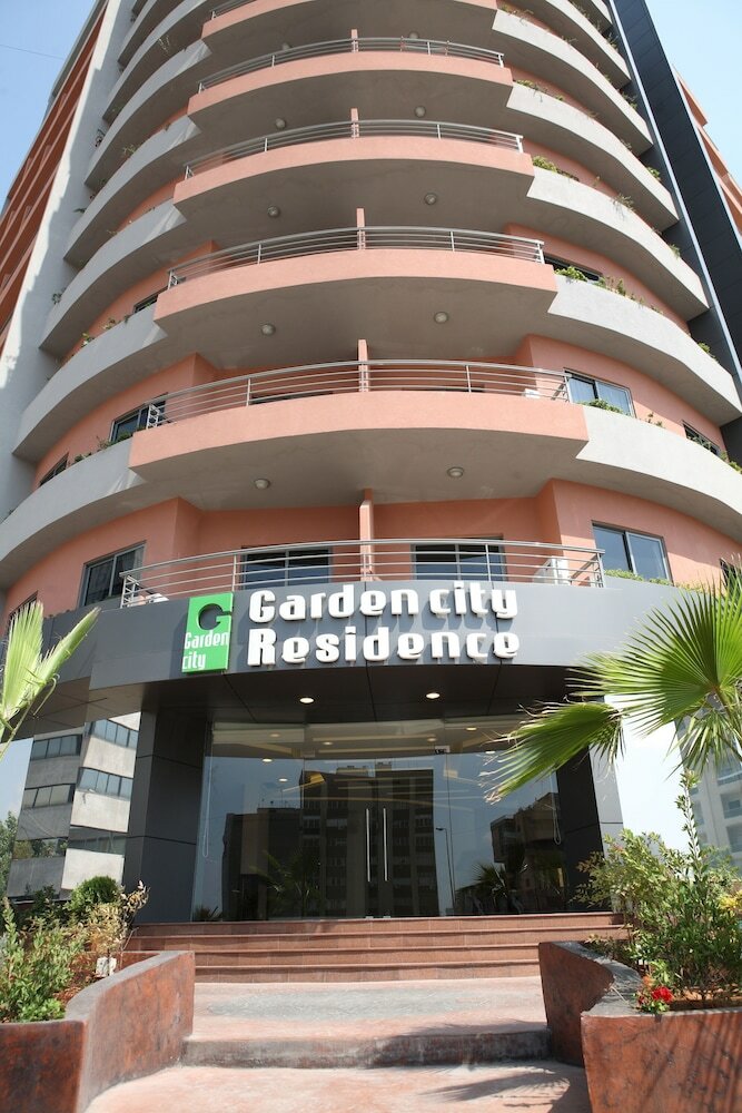Apartamentos Garden City Residence