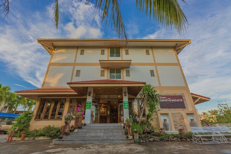 Hotel Loei Village