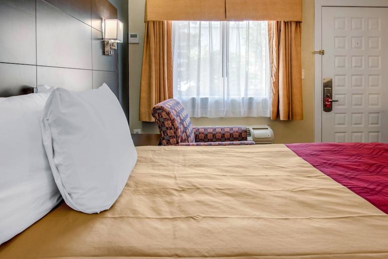 Motel Econo Lodge Freeport - Brunswick Area
