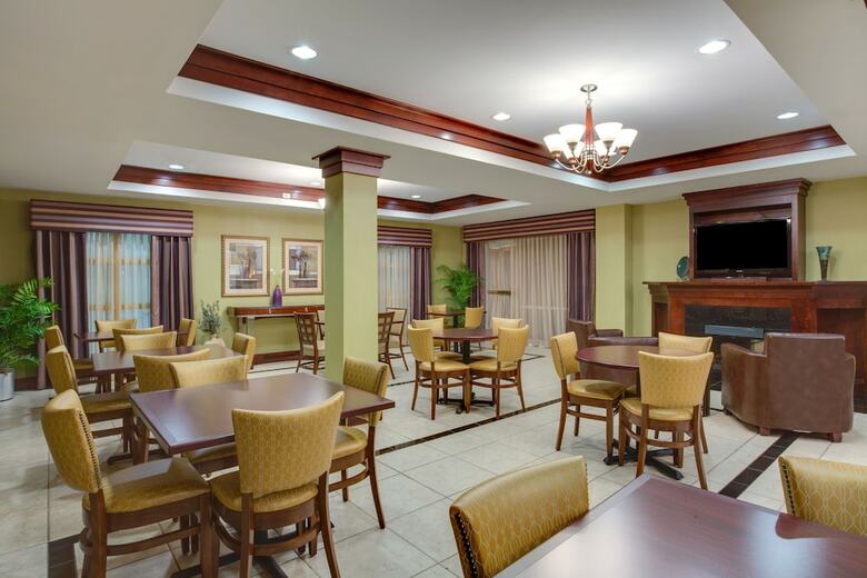 Hotel Holiday Inn Express Tower Center