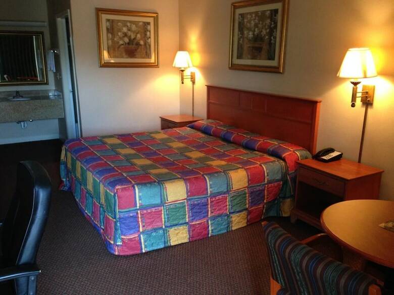 Hotel University Inn