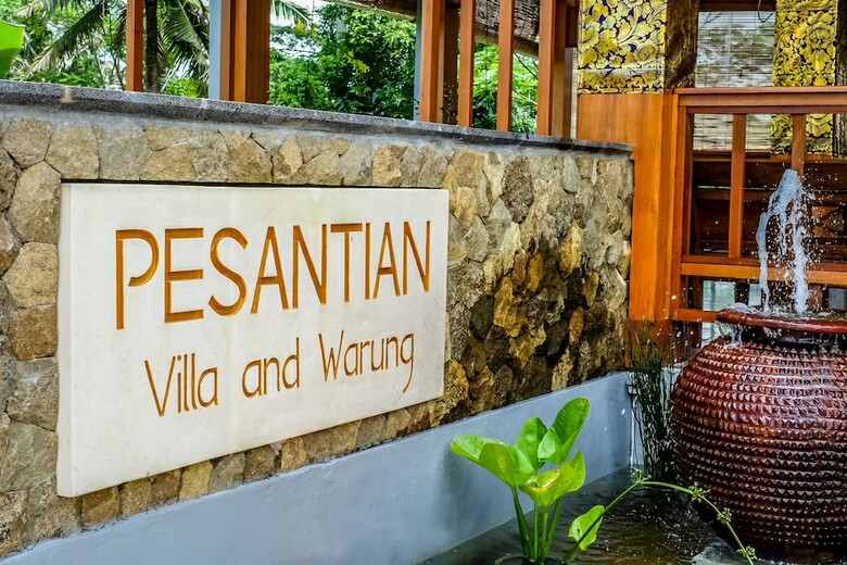 Hotel Pesantian Villa & Warung