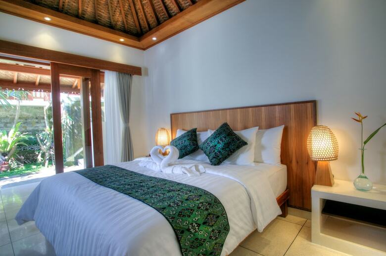 Hotel Pesantian Villa & Warung