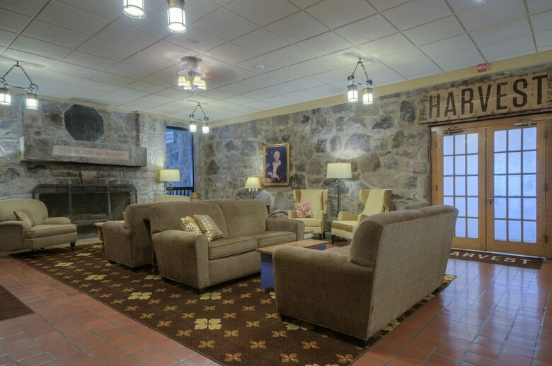 Hotel Mountain Lake Lodge