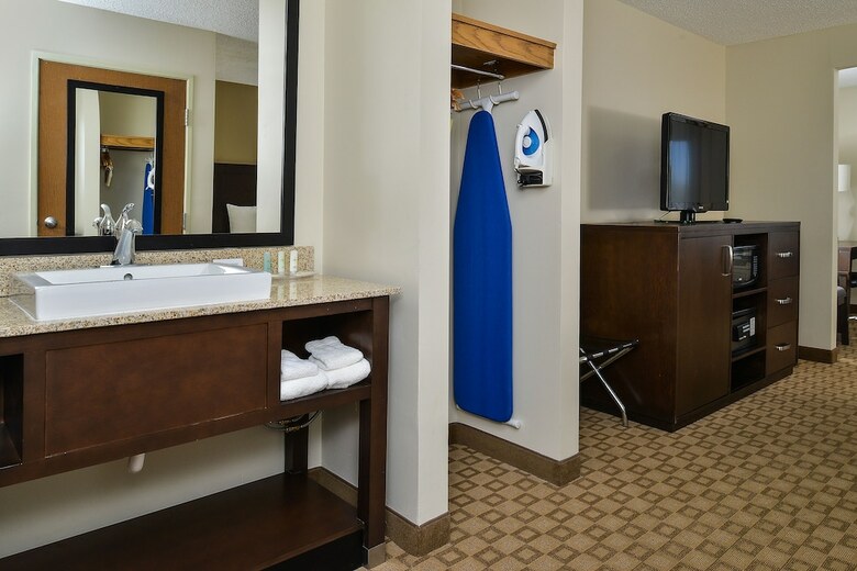 Hotel Comfort Suites At Tucson Mall
