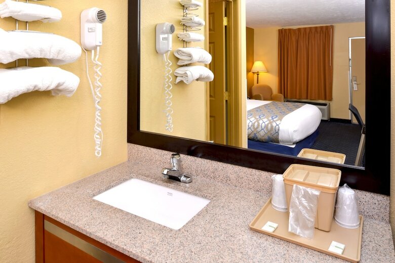Hotel Americas Best Value Inn Monroeville