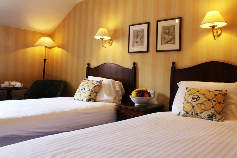 Kingston Lodge Hotel