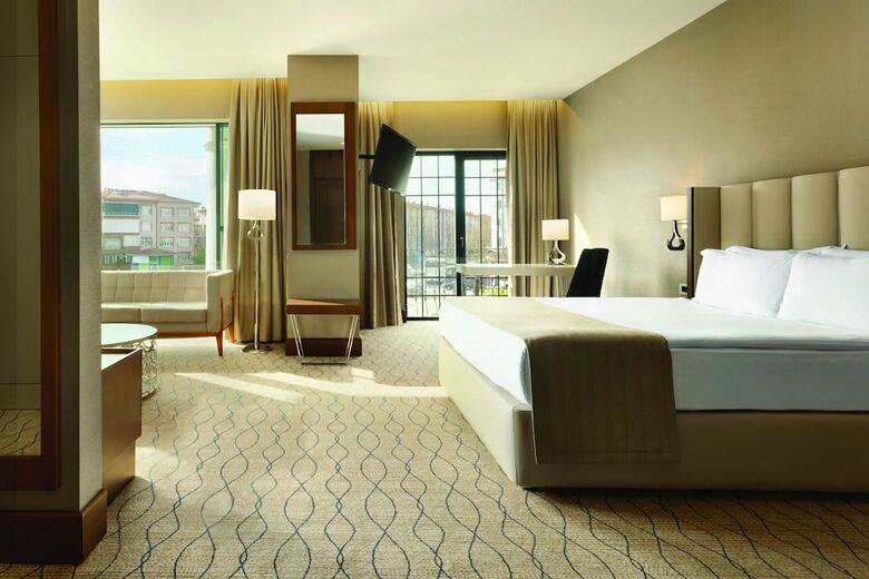 Hotel Ramada By Wyndham Sakarya